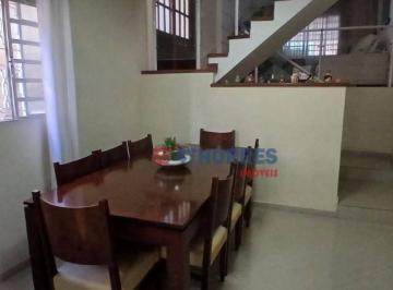 1e0aa2bab4e390f14a6a228975a055492bd09b02 · Casa à venda com 3 dormitórios, 1 suíte, quintal com churrasqueira - Butantã