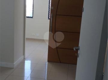 Comercial · 32m² · Salas à venda em Água branca - SP