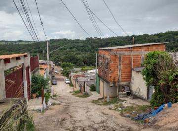 Terreno , Riacho Fundo · Riacho fundo 1, Sucupira lote 270m2, condomínio iptu só 75mil. Ac carro