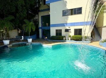 Casa de 5 quartos, Salvador · Casa espetacular com 5 suítes, 3 pavimentos, piscina, área gourmet em loteamento tranquilo e arboriz
