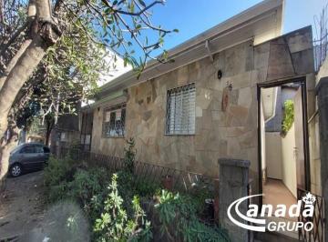 Casa · 115m² · 3 Quartos · 1 Vaga · Casa Terrea A Venda Na Vila Ayrosa Com 3 Quartos