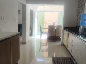 Casa de 3 quartos, Itapetininga · Oportunidade! Casa Completa com Churrasqueira e Suíte