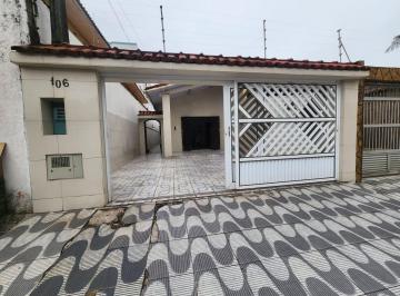 Casa · 160m² · 3 Quartos · 2 Vagas · Casa 3 dormitórios a 100 metros da praia, na Praia Grande sp.