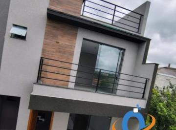 Foto 01 · Imperdível casa à venda em Curitiba-PR, bairro Xaxim: 3 quartos, 1 suíte, 1 sala, 3 banheiros, 3 vag