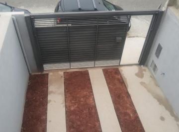 img0 · Sobrado para Venda por R$300.000,00 com 125m², 2 dormitórios, 1 suite e 2 vagas - Jardim luana, Itaq