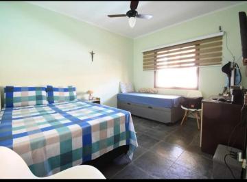img0 · Casa para Venda por R$460.000,00 com 250m², 1 sala, 2 banheiros e 3 vagas - Belmira novaes, Peruíbe 