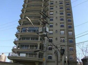 img0 · Apartamento para Venda por R$2.700.000,00 com 235m², 5 vagas, 4 suites e 5 banheiros - Panamby, São