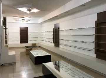 img0 · Ponto Comercial para Venda por R$1.010.000,00 e Aluguel á R$5.000,00/Mês com 200m², 2 banheiros e 6 