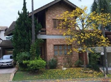 img0 · Sobrado para Venda por R$1.700.000,00 com 300m², 4 suites, 4 vagas e 5 banheiros - Tremembé, São pau