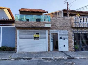img0 · Sobrado para Venda por R$650.000,00 com 3 dormitórios, 2 vagas e 2 banheiros - Parque do carmo, São 