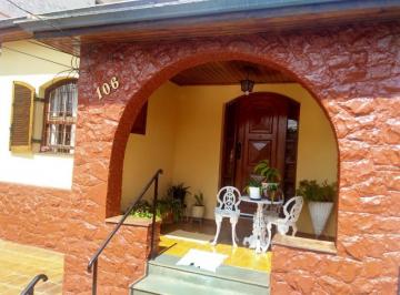 img0 · Venha conhecer essa incrível casa térrea que conta com uma edícula, perfeita para quem busca confort