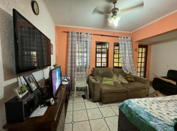 img0 · Casa para Venda por R$650.000,00 com 131m², 2 dormitórios, 1 suite e 2 vagas - Vila floresta, Santo 