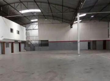 img0 · Comércio para Venda por R$2.900,00 e Aluguel á R$17.000,00/Mês com 800m², 10 vagas, 3 banheiros e 5