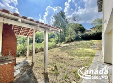 Casa · 228m² · 3 Quartos · 10 Vagas · Casa Comercial, Com 3 Salas , 2 Saloes, 4 Banheiros e 10 Vagas!