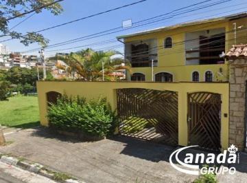 Casa · 246m² · 4 Quartos · 4 Vagas · Residencial - Jaguaribe