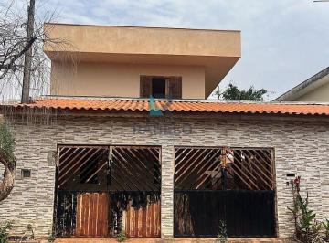 Casa · 1m² · 3 Quartos · 4 Vagas · CASA AMPLA NO RESIDENCIAL ASTÓRIA EM TATUÍ-SP
