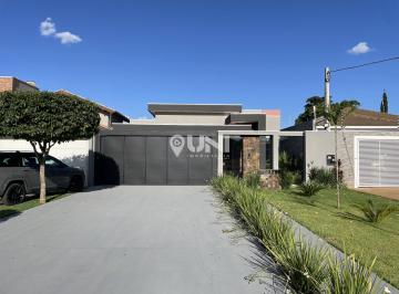 Casa · 210m² · 3 Quartos · 2 Vagas · VENDA | Casa, com 3 dormitórios em Jardim Mônaco, Dourados