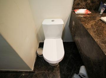 IMG_20260617_185344_000.jpeg · Aconchegante apartamento para venda em Vila Uberabinha com 4 quartos, sendo 1 suíte, 147m² - remaxin