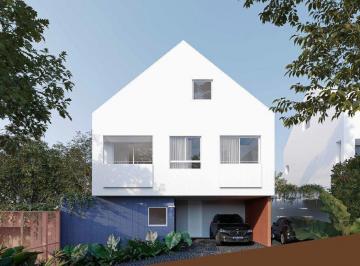 Casa · 154m² · 3 Quartos · 1 Vaga · Casa em condominio à venda com 3 suítes no Vista Alegre em Curitiba.
