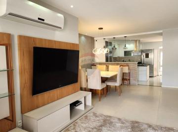 Casa · 308m² · 3 Quartos · 3 Vagas · Casa Triplex de Alto Padrão no Condomínio das Palmeiras – Vargem Pequena