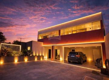 Casa · 430m² · 3 Quartos · 5 Vagas · Sobrado 2 pavimentos 03 quartos 02 suítes + Casa térrea 100% independente lote vazado