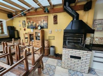 Casa · 160m² · 3 Quartos · 1 Vaga · Sobrado para venda no Bairro Sumaré!