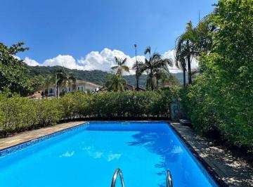 Casa · 320m² · 3 Quartos · 4 Vagas · Casa  térrea À VENDA no Condomínio Granville na praia da Enseada em Guarujá