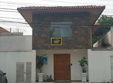 Comercial · 960m² · 4 Vagas · Casa Para Locação Na Doutor Arnaldo ao Lado do Metrô