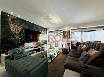 Apartamento · 100m² · 3 Quartos · 2 Vagas · Apto de 100m² em Moema, 3 quartos(reversivel) , 2 vagas, com lavabo lazer e localização excelentes.