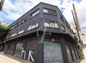 a0fd209749986df7773daa3fd85d373cb73db5bc · amplo (986 m2)  predio no coração do Centro de São Paulo com 12 salas e amplo salão