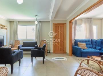Casa · 130m² · 3 Quartos · 2 Vagas · Sobrado com 3 Quartos (1 Suíte) e Churrasqueira –