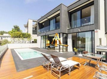 5dcfbecb039fae68ffb958bc389aaf785127250c · Casa com 4 dormitórios, 450 m² - venda por R$ 5.900.000,00 ou aluguel por R$ 44.848,11/mês - Tamboré