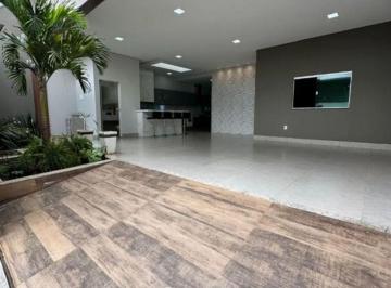 Casa · 200m² · 3 Quartos · 5 Vagas · Casa com 3 quartos à venda bairro Granada - Uberlândia/MG
