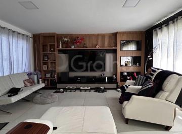 55 · Casa em condomínio localizado nos Ingleses com 287,78 m2 e 3 dormitórios