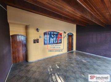 Casa · 250m² · 4 Quartos · Casa à venda em Pindamonhangaba/SP, com 4 quartos (1 suíte), 2 salas, cozinha, jardim, edícula, 2 va