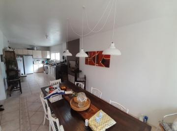 Casa · 230m² · 4 Quartos · 2 Vagas · Casa 4 Dormitórios - Bairro Remanso