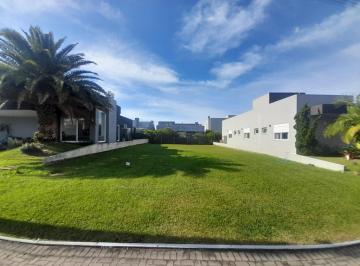 · Terreno em Condomínio - Bairro Dubai