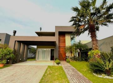 · Casa em Condominio 4 Dormitórios - Bairro Zona Nova