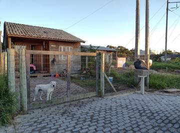   · Casa 2 Dormitórios - Bairro Capão Novo