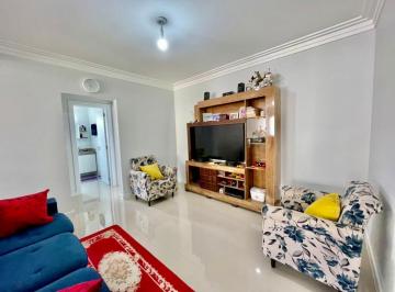 · Apartamento 2 Dormitórios - Bairro Navegantes