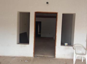 Casa · 130m² · 3 Quartos · 2 Vagas · VENDO LINDA CASA NA QE 32 COM ÓTIMO PREÇO- VENHA CONFERIR ESSE BELÍSSIMO