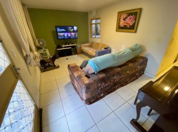 Casa · 200m² · 3 Quartos · 5 Vagas · VENDO LINDA CASA COM 03 QUARTOS COM SUÍTE +DCE CASA VAZADA -AC TROCA!!