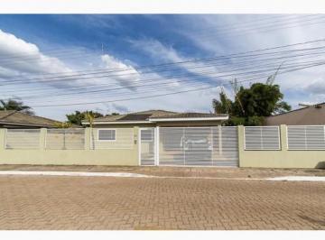 Casa · 200m² · 3 Quartos · 5 Vagas · CASA DE 03 QUARTOS COM ARMÁRIOS DUAS SUÍTES - PISCINA E CHURRASQUEIRA 98150-8787