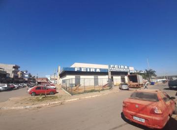 Comercial · 400m² · 2 Vagas · ALUGA-SE ESSE PRÉDIO OU VENDE NA ESTRUTURAL FRENTE A FEIRA ÓTIMO LOC