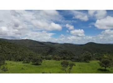 Rural · 145000m² · 3 Quartos · 99 Vagas · VENDO FAZENDA COM 145 HECTARES COM DUAS CASAS RIO E CACHOEIRA- OPORTUNIDADE!
