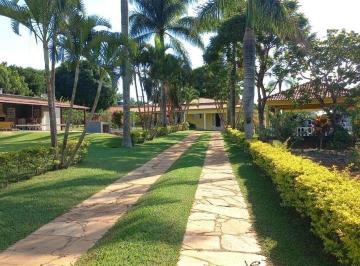 Casa · 156m² · 3 Quartos · 30 Vagas · VENDO LINDA CASA EM LUZIÂNIA TODA MURADA LAZER COMPLETO UM COMPLEXO AC IMÓVEL!!