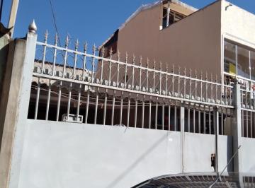 Casa · 200m² · 4 Quartos · 4 Vagas · VENDO BELÍSSIMA CASA EM SAMAMBAIA SUL -04 QUARTOS COM HABITESE AC FINANCIAMENTO!