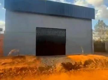 Comercial · 210m² · VENDO BELÍSSIMO GALPÃO NA 26 DE SETEMBRO DE 200m2 SÓ R$ 230 mil ac proposta - visitas: 6198150-8787