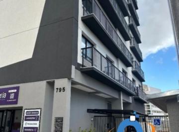 Foto 01 · Imperdível oportunidade: Apartamento à venda em Curitiba-PR, Cristo Rei, 1 quarto, 1 banheiro, 28m²