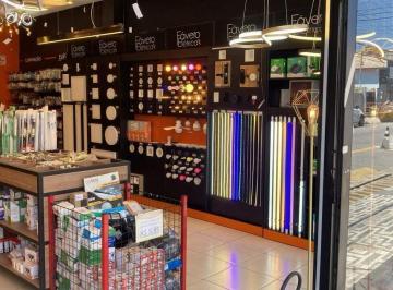 Comercial · 100m² · Loja de Iluminação Elétrica a Venda em Santo André.